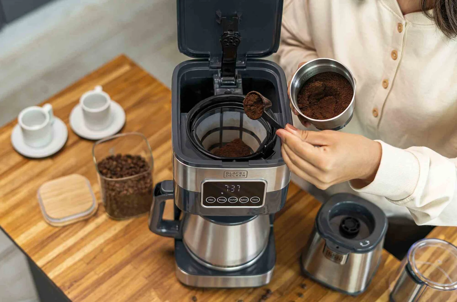 Cafeteira Elétrica Programável Gourmand Gris Black+Decker 127 V - Imagem 6