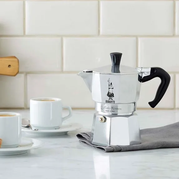 Cafeteira Italiana Bialetti Nuova Moka 3 Xícaras - Imagem 3
